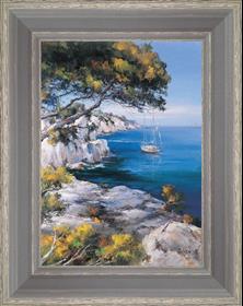 By sailboat in calanques