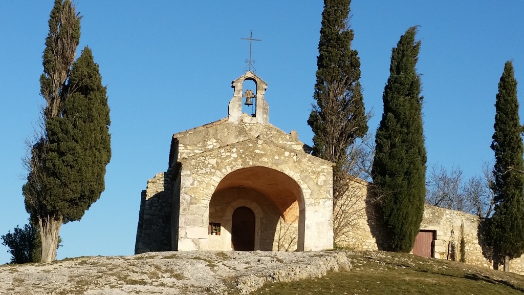 Eygalières... La chapelle Sainte Sixte. En Provence